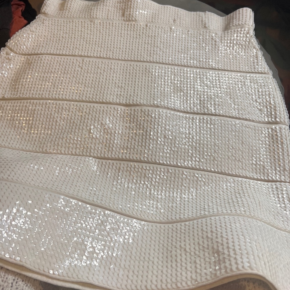 BCBG MAXAZRIA  mini skirt